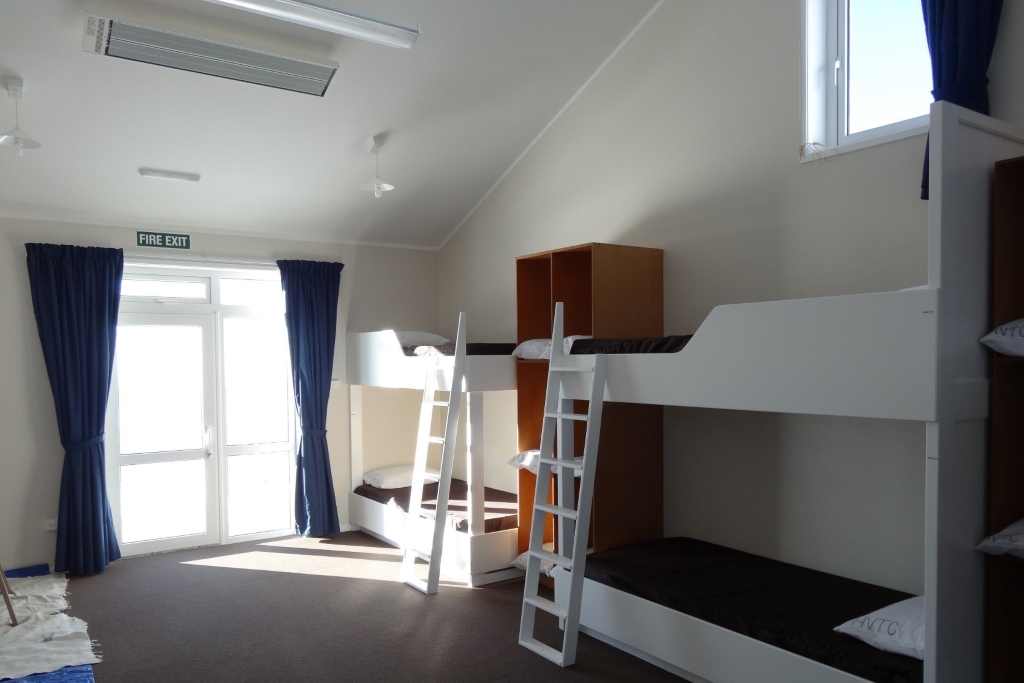 Ski Lodge3