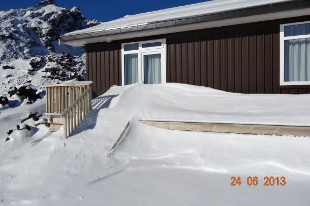 Ski Lodge4